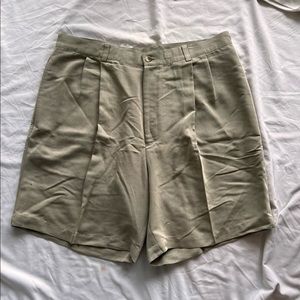 VINTAGE GREG NORMAN TAN SHORTS